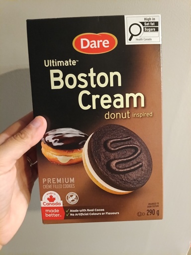 Box of boston cream donut cookies from Dare